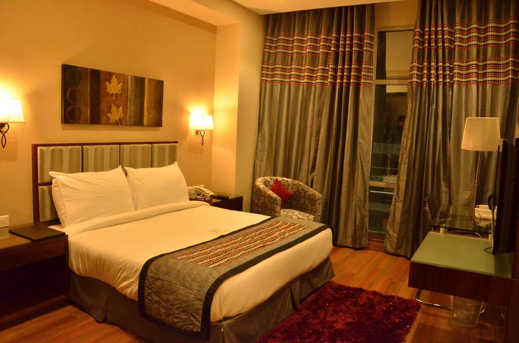 Hotel Down Town Jalandhar Room photo