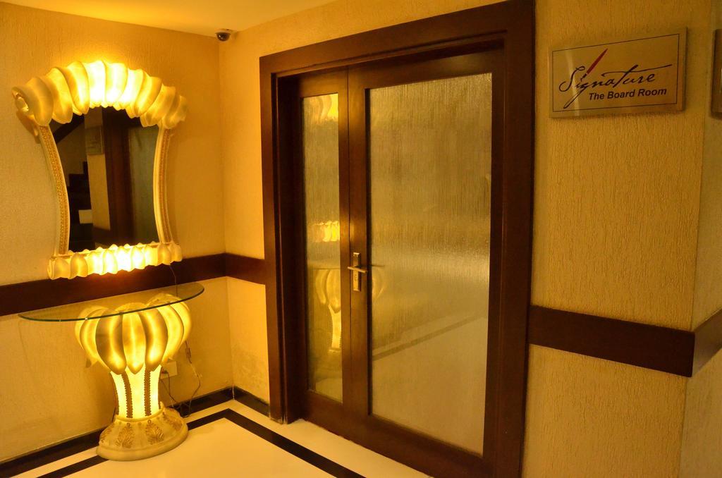 Hotel Down Town Jalandhar Exterior photo